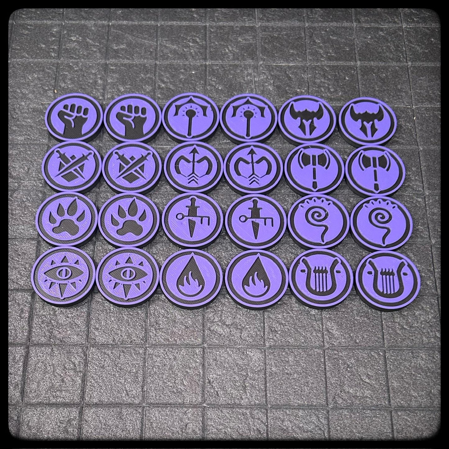 DnD Character Class Tokens – Perfect Dungeon Master gift - 3D printed for DnD, Pathfinder and DnD accessory or DnD gift idea. - HouseofBlackGames