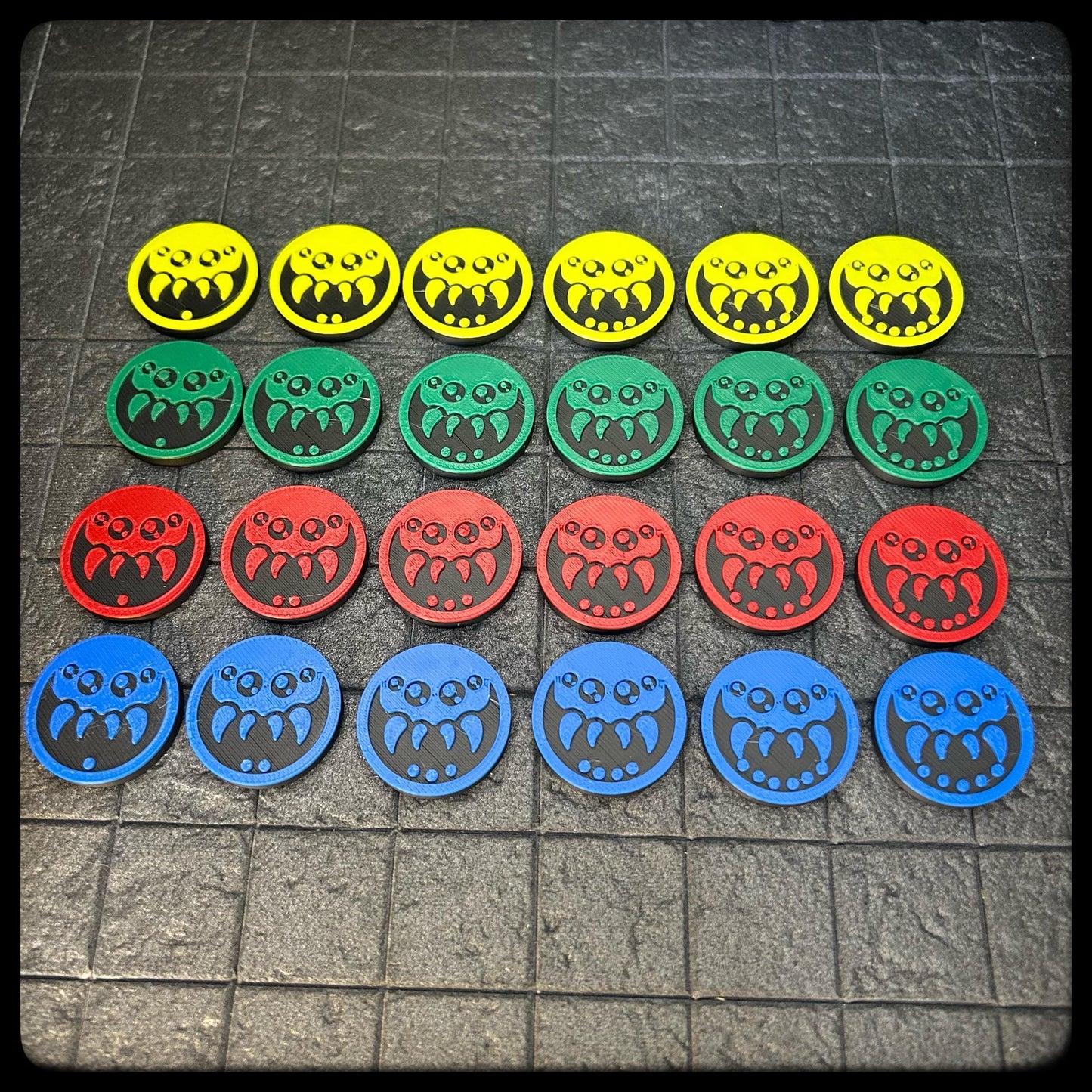 3D Printed Giant Spider Army Tokens – DnD, Pathfinder, Heroquest