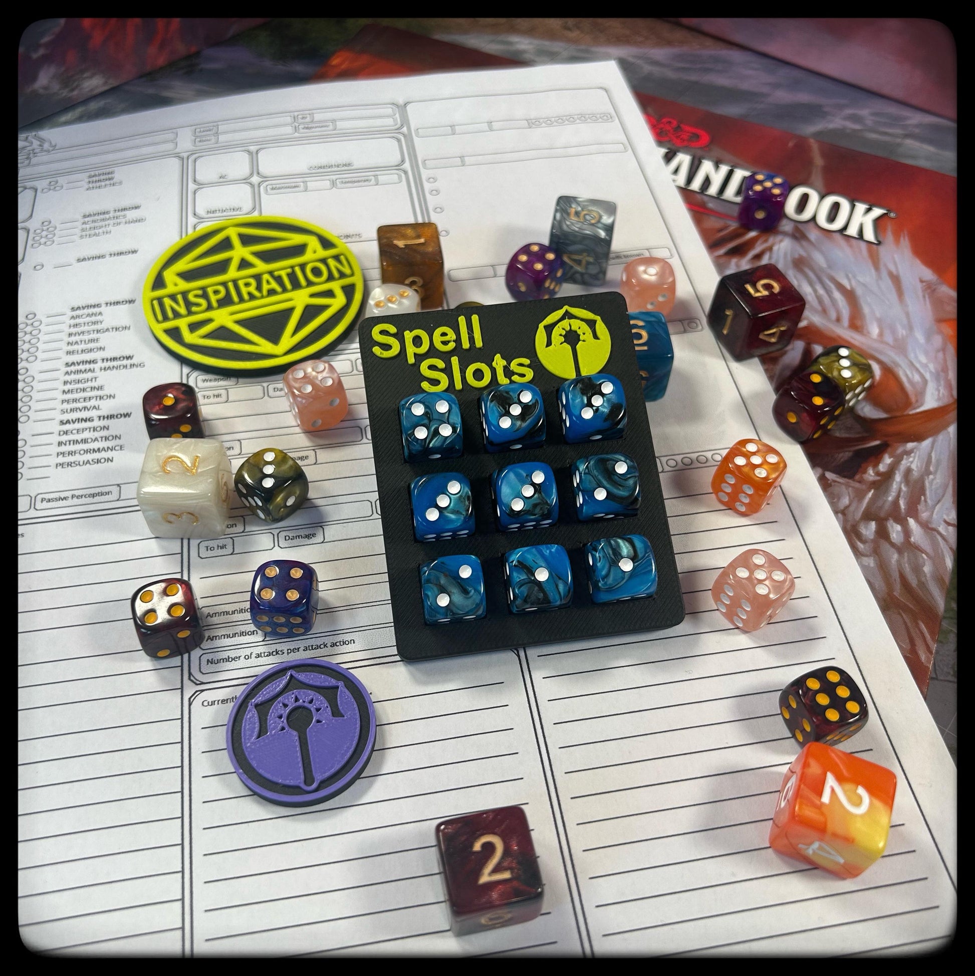 DnD Cleric Spell Tracker & D6 Dice – 3D Printed. DnD Accessory and Dnd Gift idea. Holds D6 Dice. Full or half caster size. - HouseofBlackGames