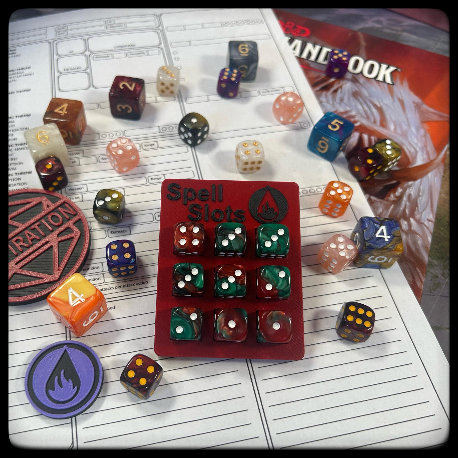 DnD Sorcerer Spell Tracker & D6 Dice – 3D Printed. DnD Accessory and Dnd Gift idea. Holds D6 Dice. Full or half caster size. - HouseofBlackGames