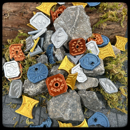 DnD Coin set. 3D printed – perfect DnD accessory or DnD Gift idea in 5 different colors, Gold, Silver, Platinum, Electrum and Copper - HouseofBlackGames