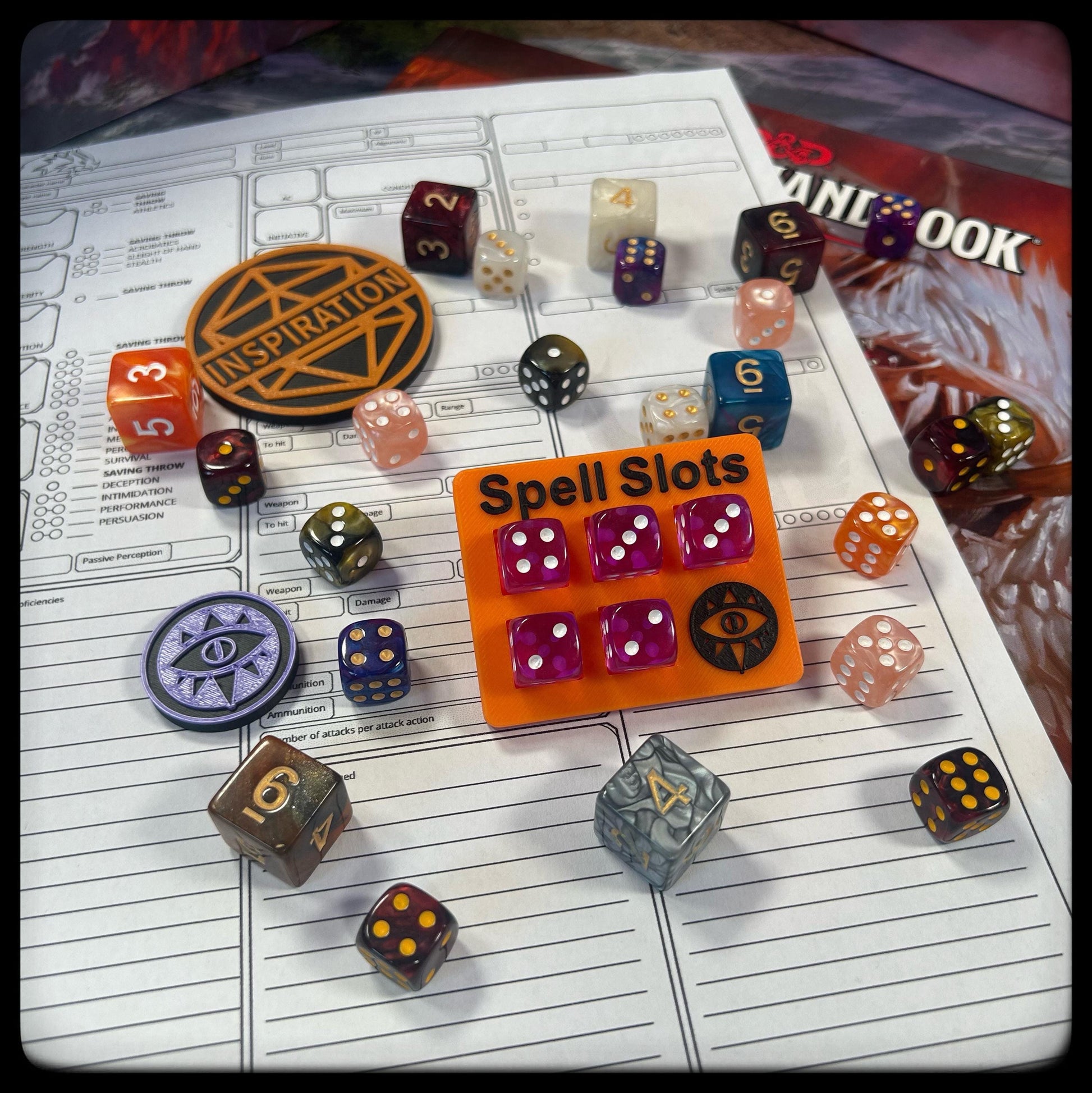 DnD Warlock Spell Tracker & D6 Dice – 3D Printed. DnD Accessory and Dnd Gift idea. Holds D6 Dice. Large or Small half-caster size. - HouseofBlackGames