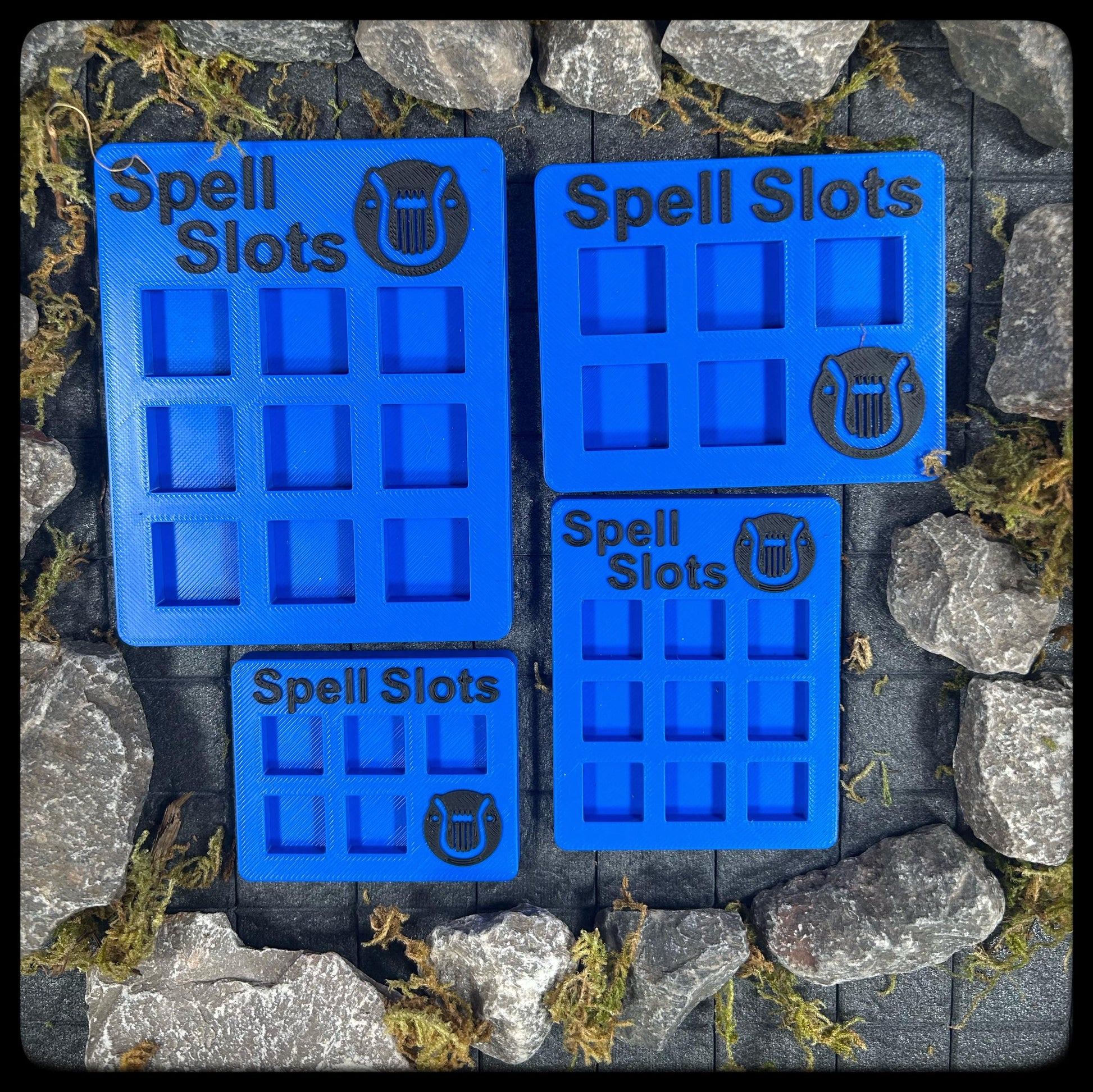 DnD Bard Spell Tracker & D6 Dice – 3D Printed. DnD Accessory and Dnd Gift idea. Holds D6 Dice. Full or half caster size. - HouseofBlackGames